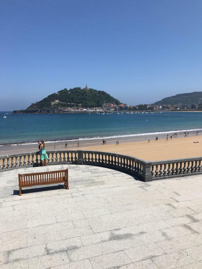 La Madame On La Concha Beach, Seaview Apartment 산세바스티안 외부 사진